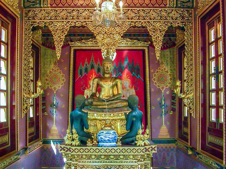 Sukhothai, 15th century Buddha Image