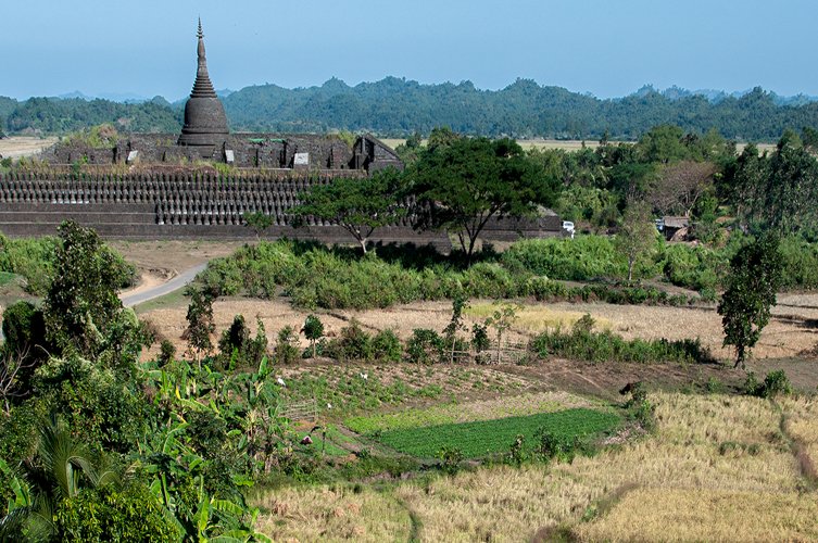 Koe-Taung Temple, Mrauk U, Rakhine State, Myanmar